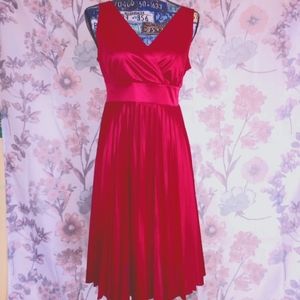 Scarlett Red Midi Dress with Timeless Elegance